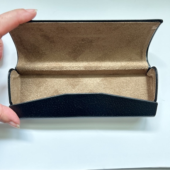 Burberry Black Eyeglasses Sunglasses Case - Picture 4 of 5